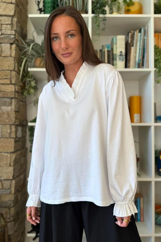 Body Stretch Cotton Ruffle Layer Shirt White